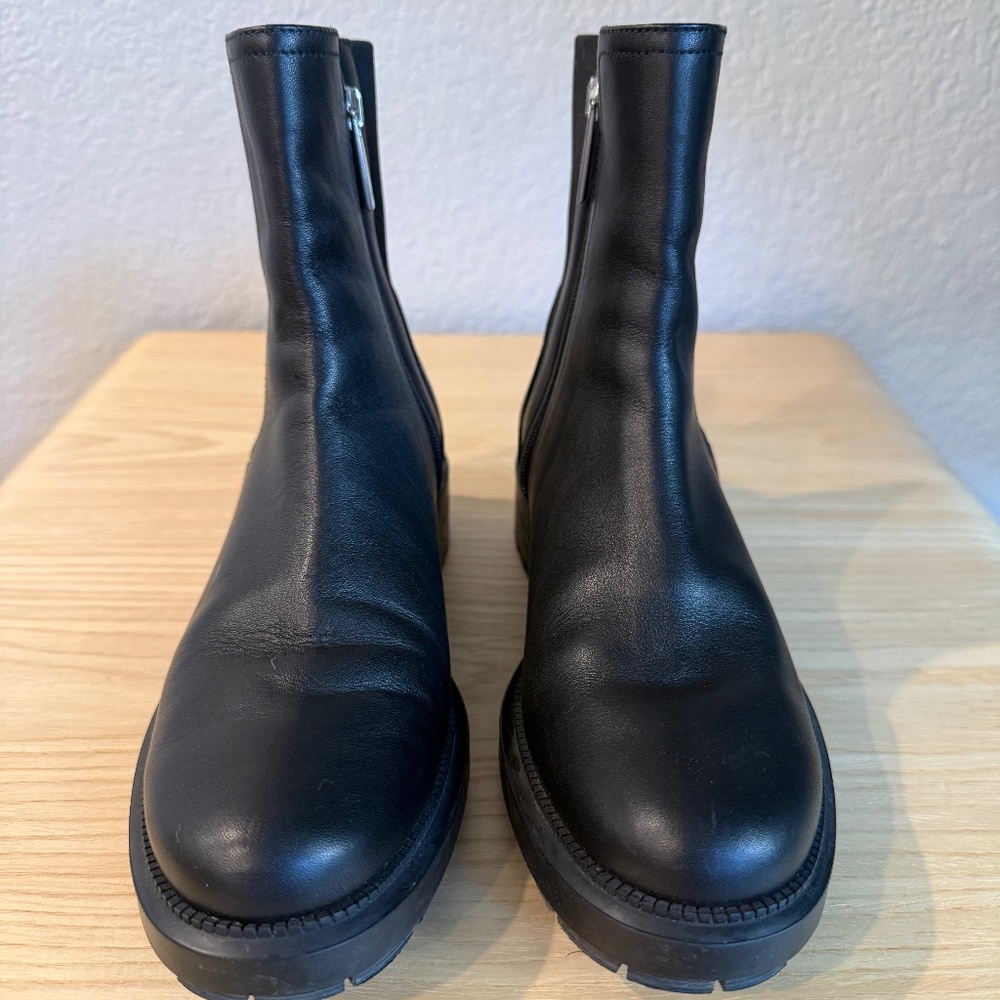Aquatalia Chelsea Boots 6.5M Black